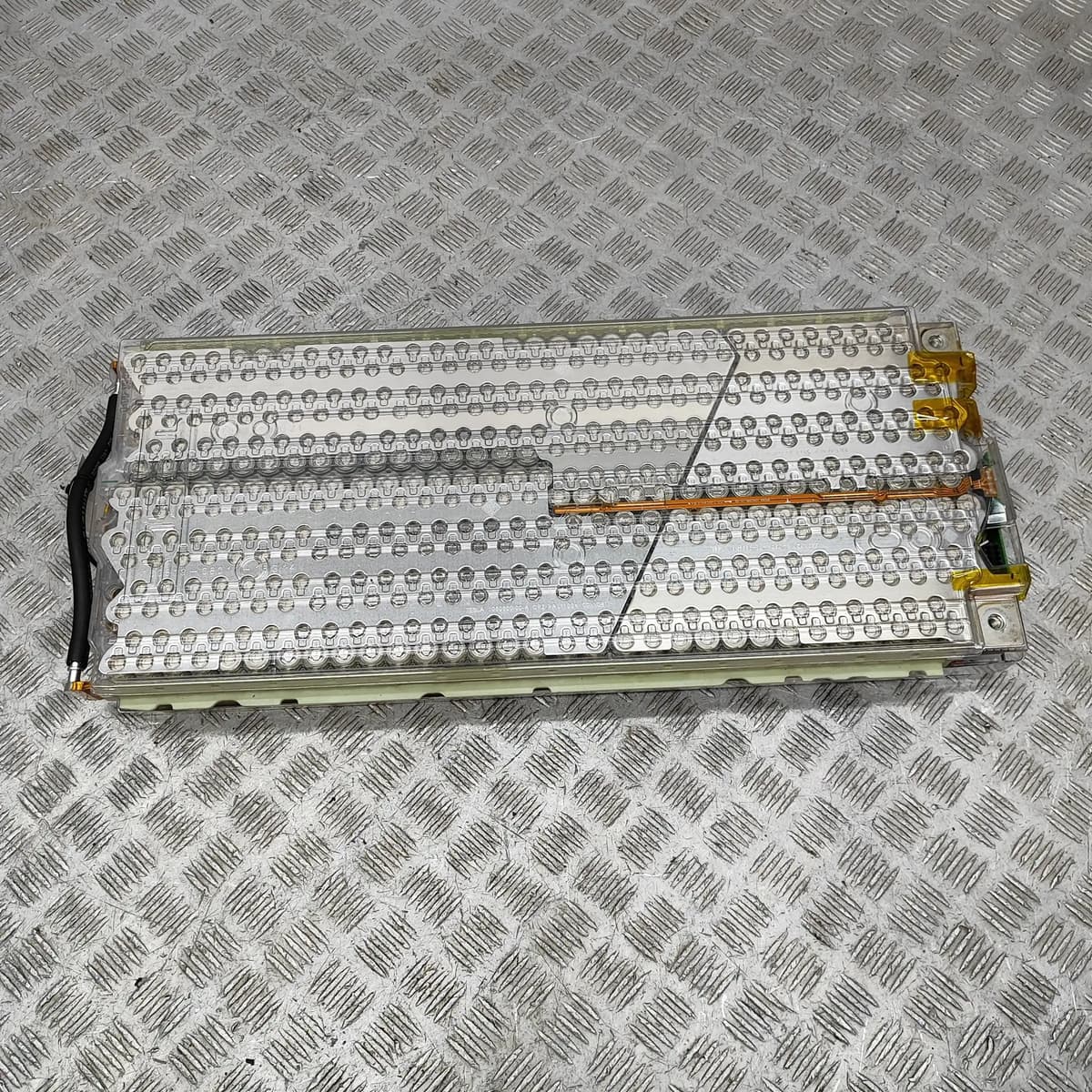 TESLA MODEL S Battery 1071954-00-B 310kw 2016 29049762