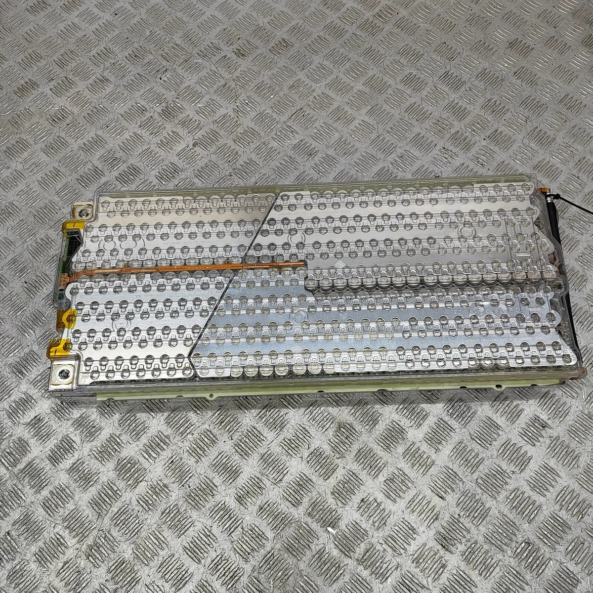 TESLA MODEL S Battery 1071954-00-B 310kw 2016 29049766