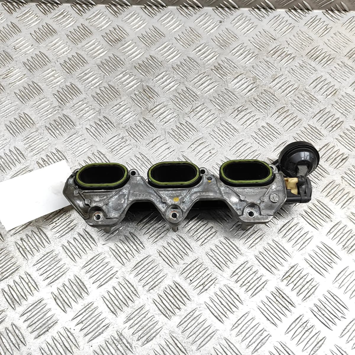AUDI A5 Cabrio 8F Left Lower Intake Manifold 06E133109AS 3.0P 245kW 2017