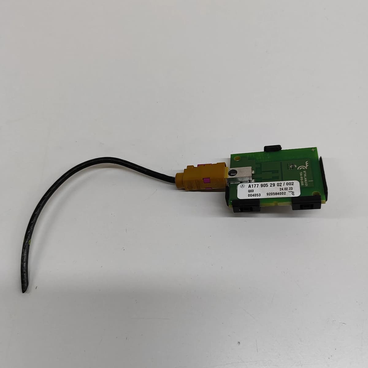 MERCEDES-BENZ EQC Radio Antenna A1779052902 Electricity 300kW 2023 29075693