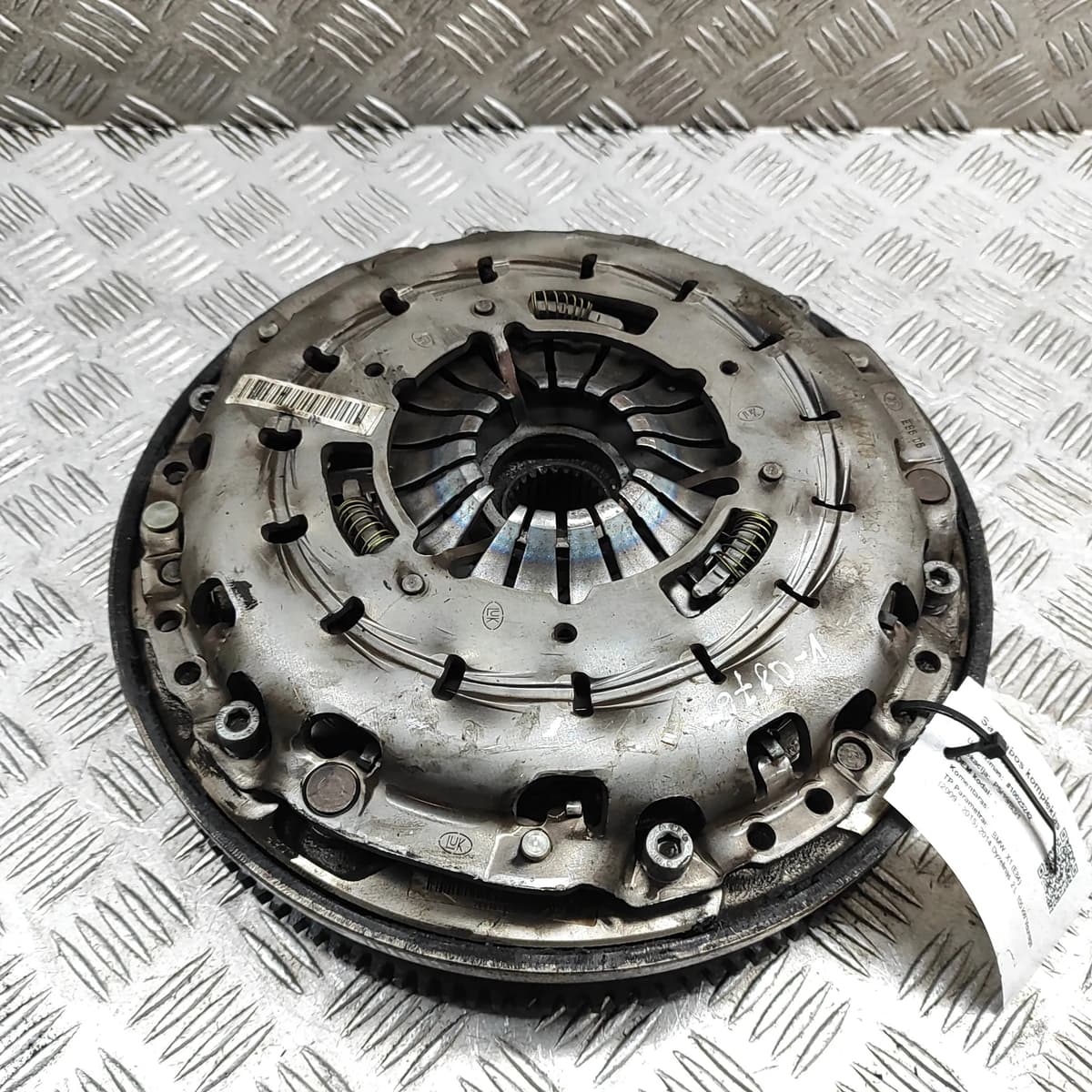 BMW X1 E84 Clutch Kit 7637279 2.0 Diesel 105kw 2014 29082729