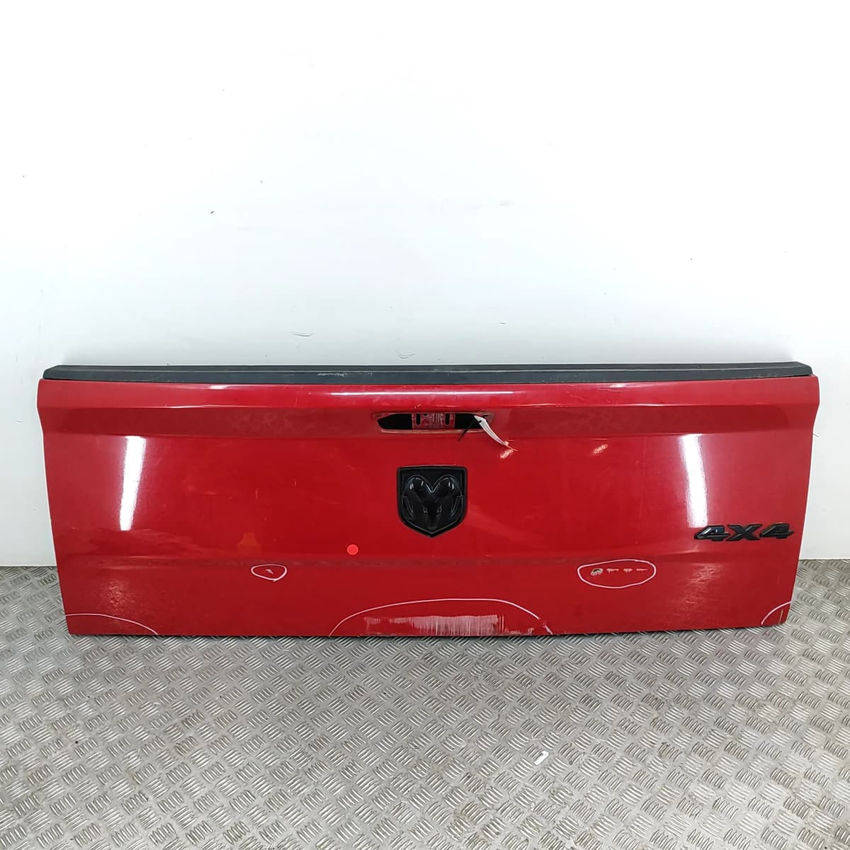 DODGE RAM 1500 DS Tailgate Bootlid 68105727AB 2013 29088446
