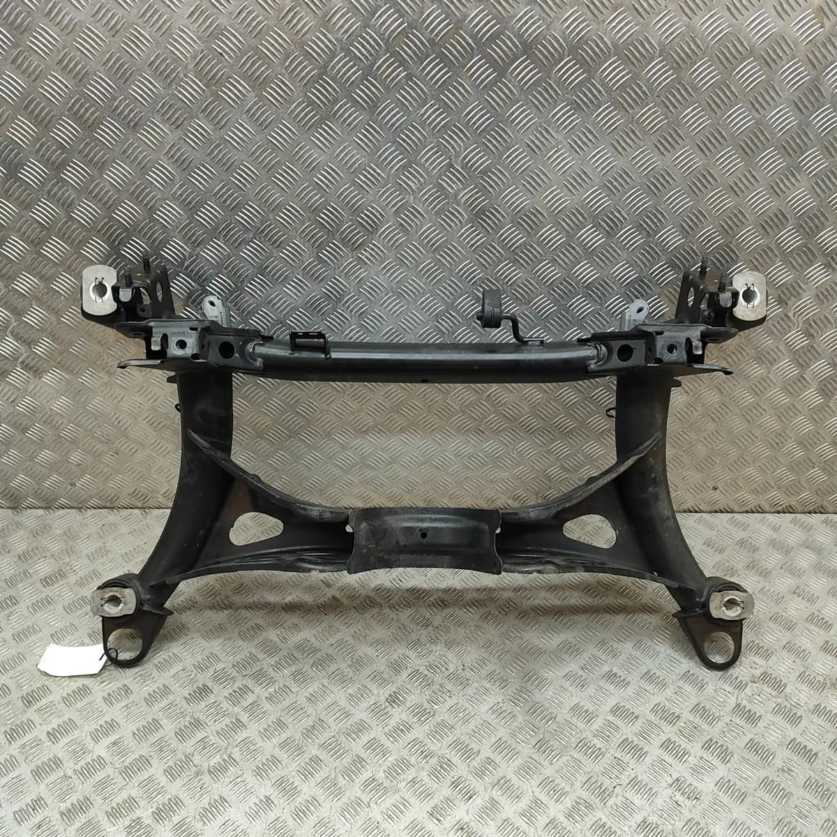 VOLVO XC40 536 Rear Subframe 32246360 2.0 Hybrid 120kW 2024 29176682