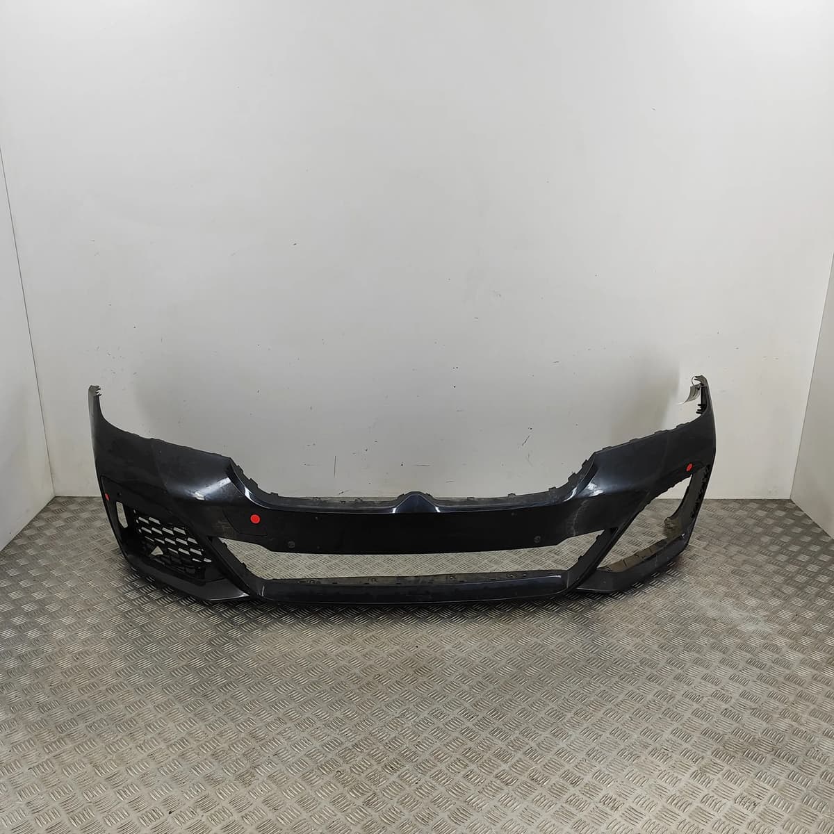 BMW 5 G30 Front Bumper 8064928 2017 29176971