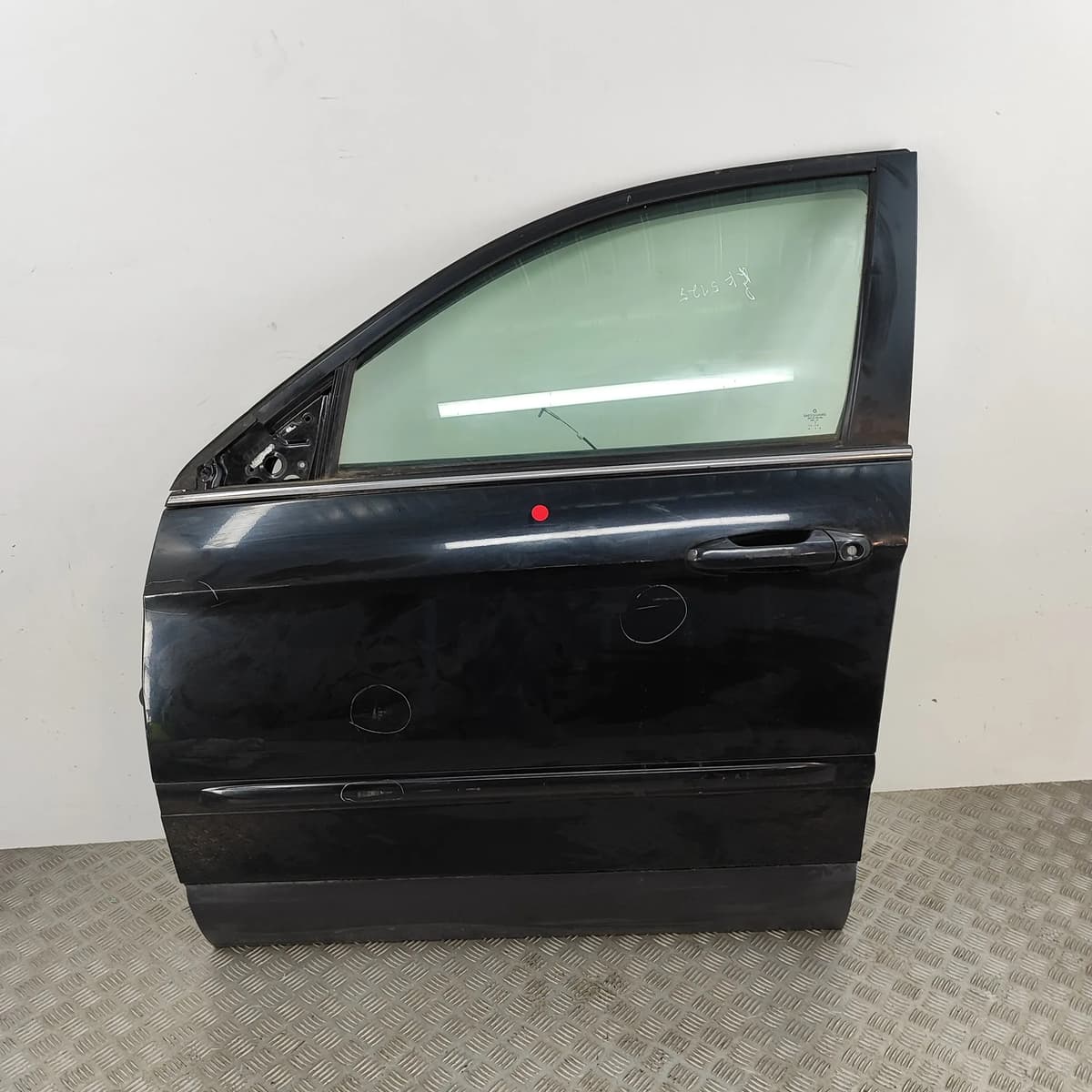 CHRYSLER PACIFICA Front Left Door 4894183AD 3.5 Petrol 186kw 2005 29399242 LHD