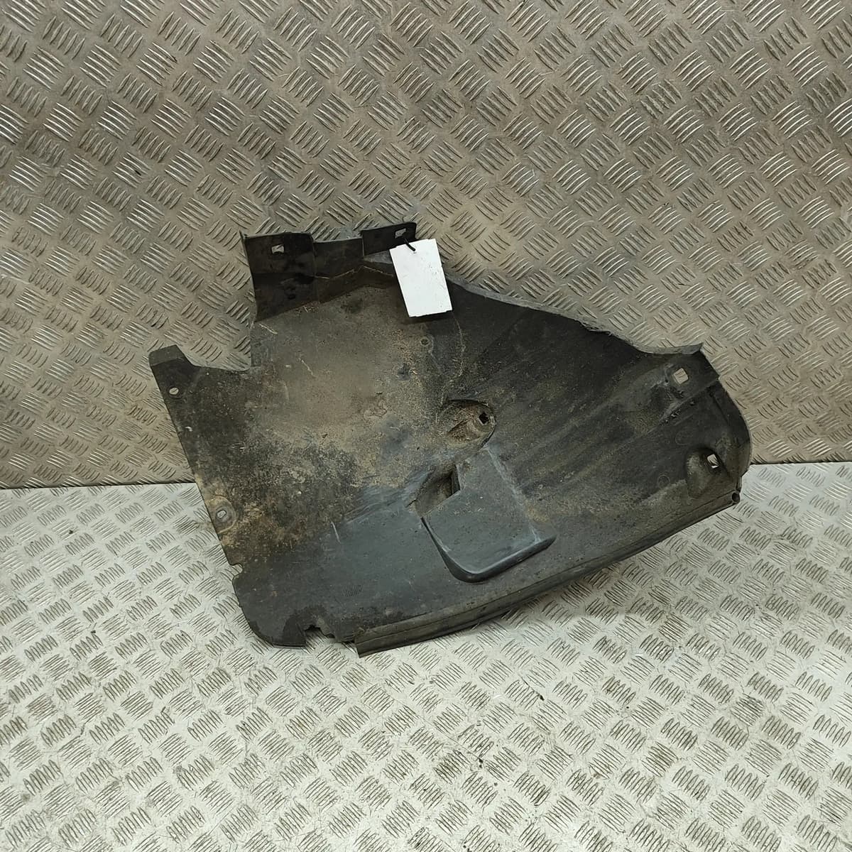 MERCEDES-BENZ S W220 Front Left Arch Liner A2206901530 5.0 Petrol 225kw 29403535