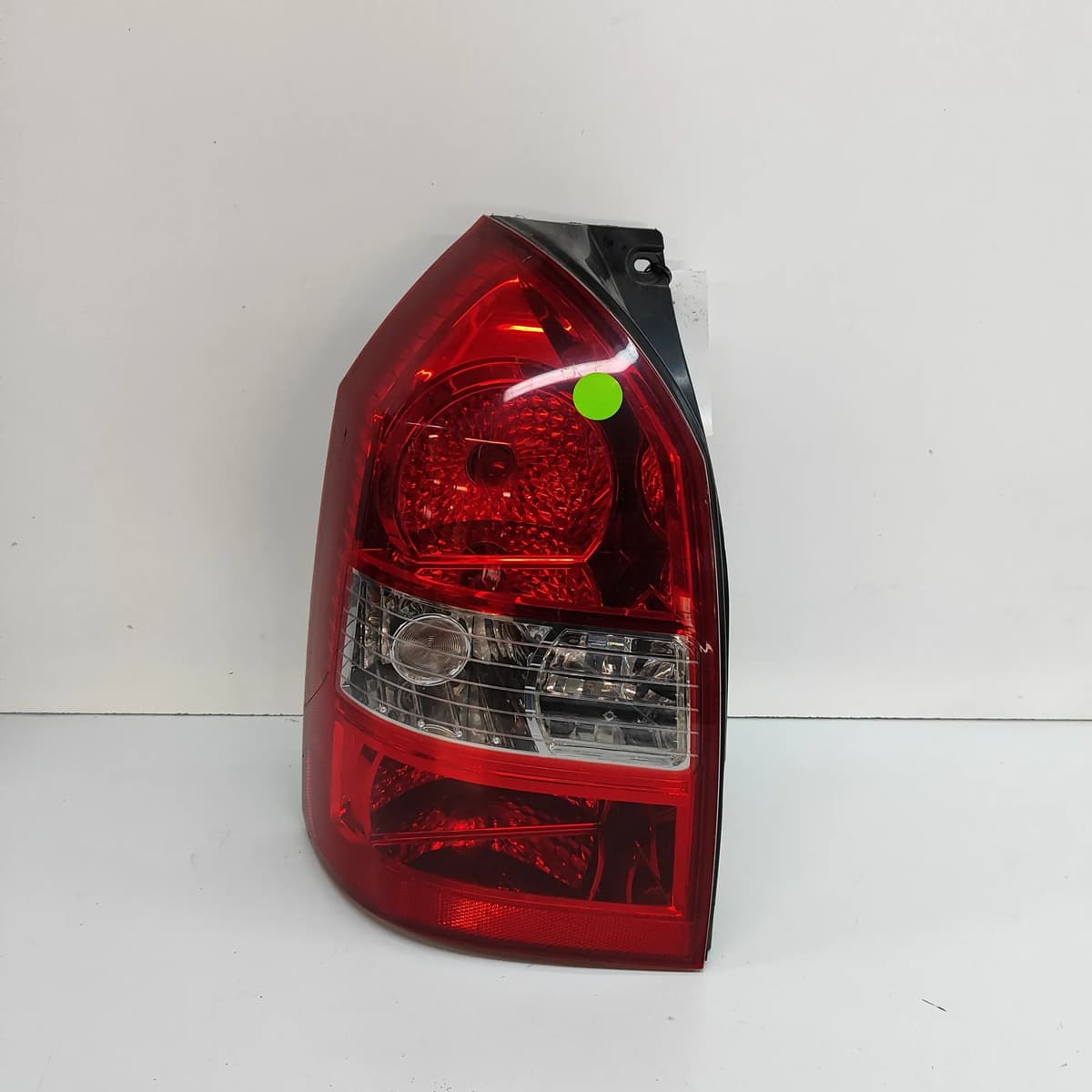 HYUNDAI TUCSON JM Rear Left Tail Light 92401-2E010 2004 29437547