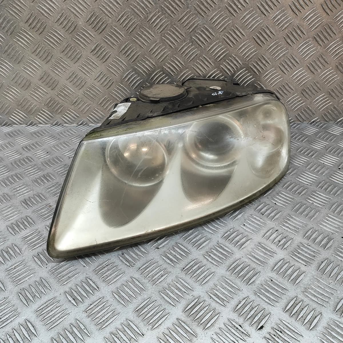 VW TOUAREG 7L Front Left Headlight LHD 7L6941017BK 4.2 Petrol 2003 29440222