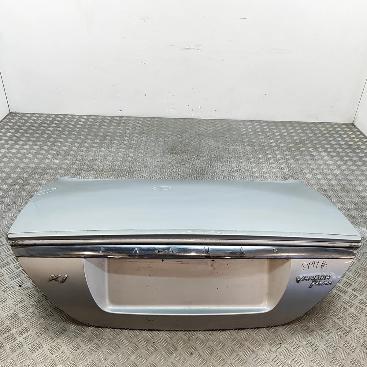 JAGUAR XJ X350 Tailgate Bootlid 7W93-F40110-AD 4.2 Petrol 219kw 2008 29625336