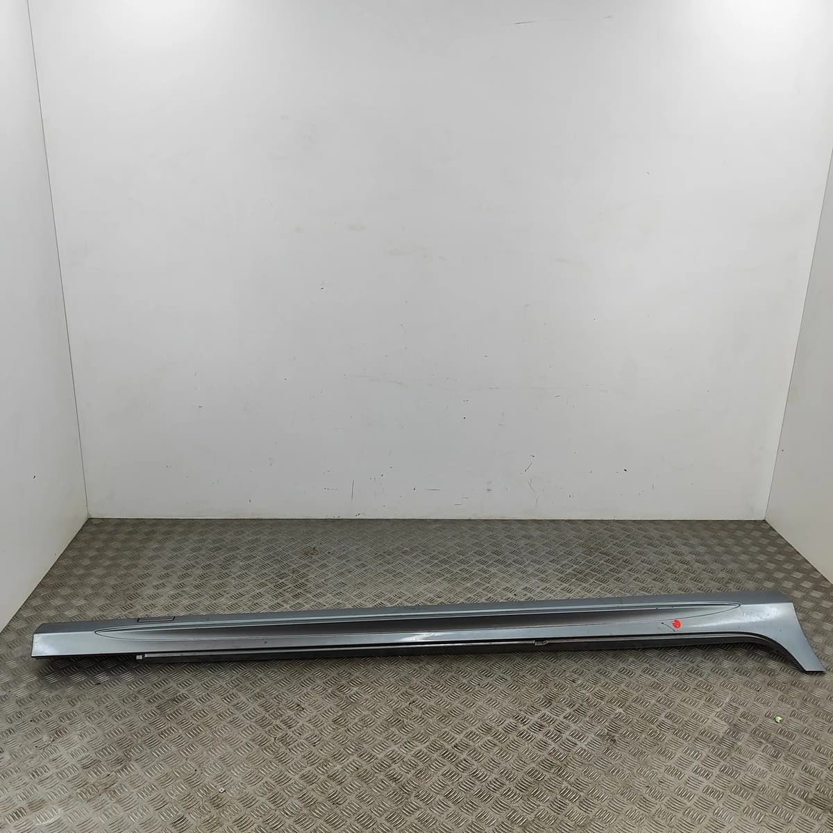 MERCEDES-BENZ CLS C218 Right Side Plastic Sideskirt Cover A2186980354 29757147