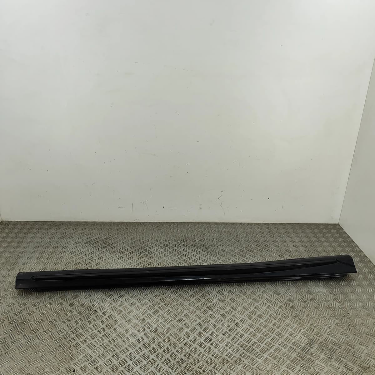 MERCEDES-BENZ CLA Coupe C117 Right Side Plastic Sideskirt Cover A1766980154 2016