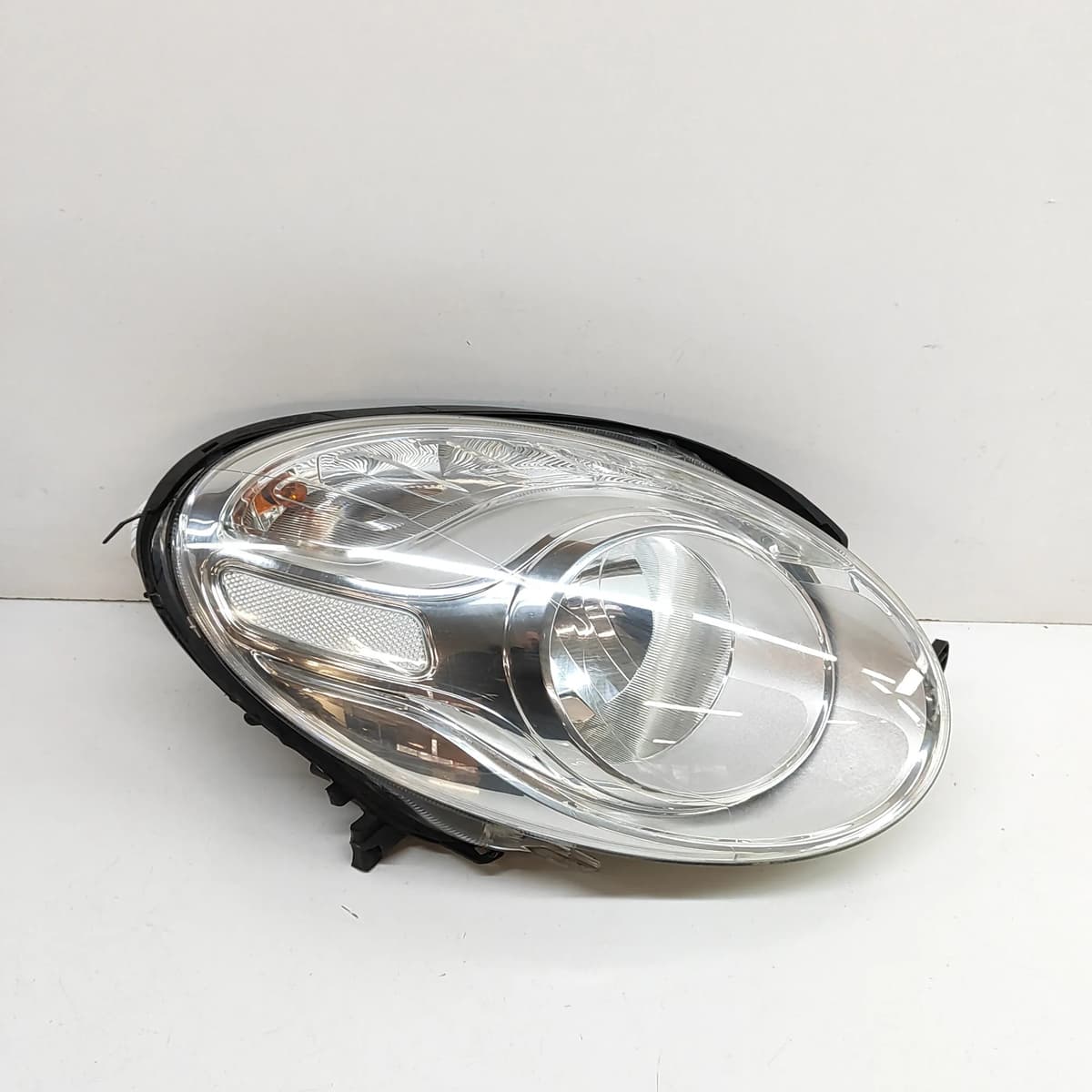 FIAT 500L Front Right Headlight RHD 47520748 1.4 Petrol 70kw 2014 29811975