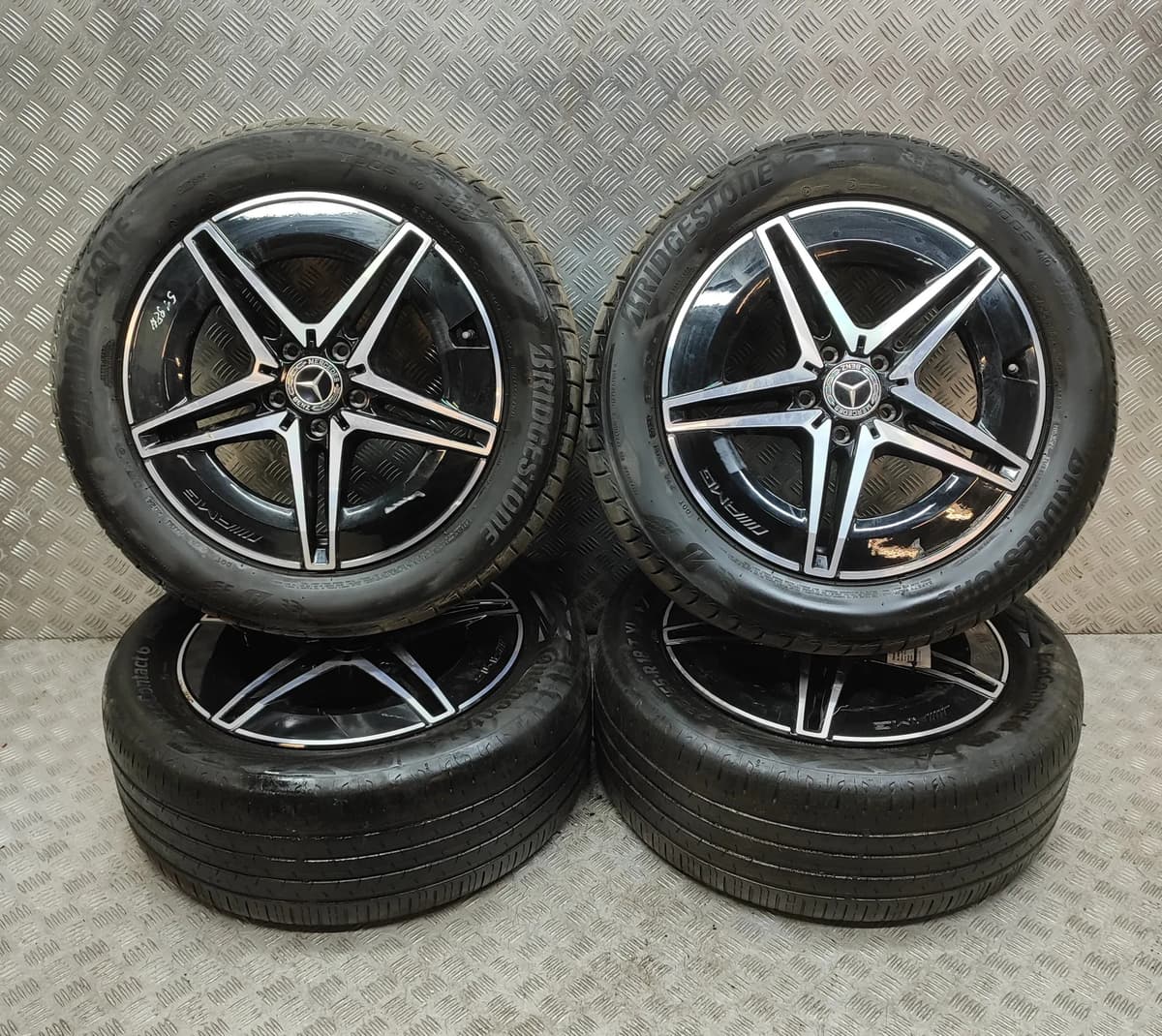 MERCEDES-BENZ EQAH243 Alloy Wheel Set A2434011700 Electricity 300kw 29826755