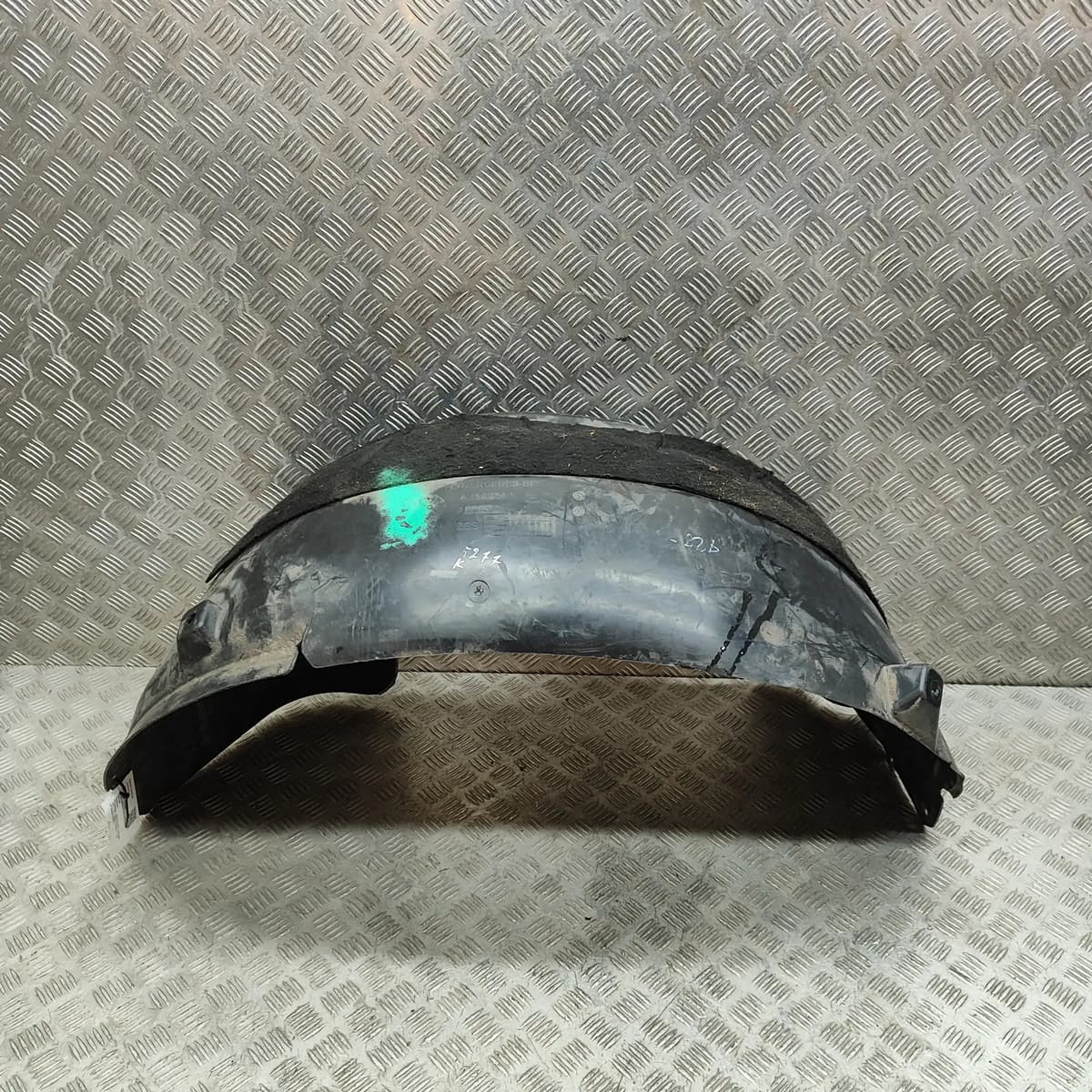 MERCEDES-BENZ GLE W166 Rear Right Arch Liner A1668841422 3.0 Diesel 29861033