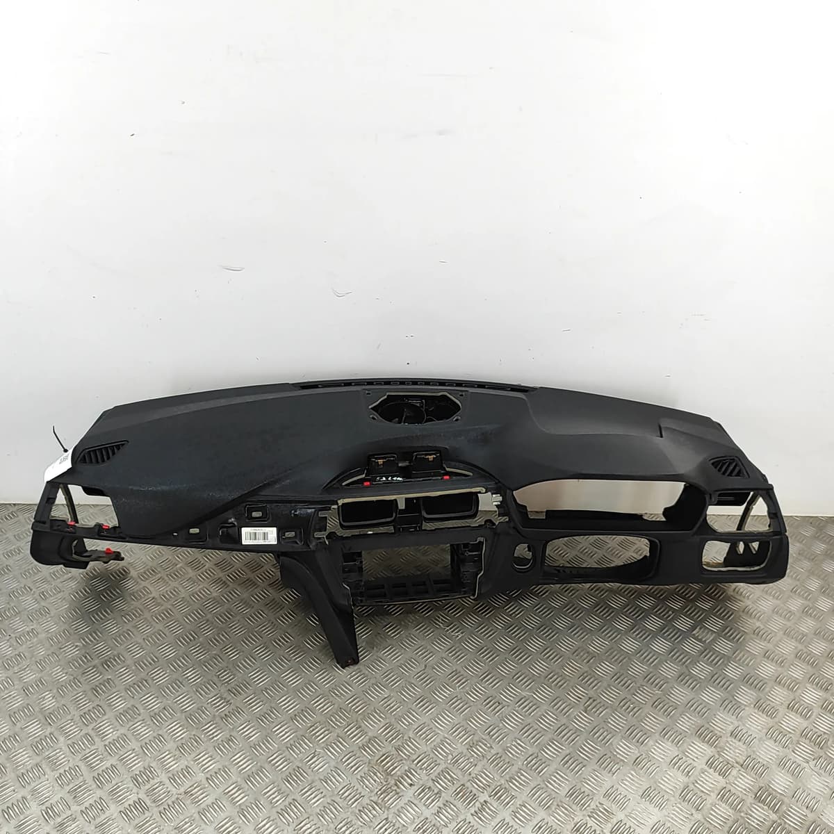 BMW 3 Touring F31 Dashboard 9218491 RHD 2017 29945705