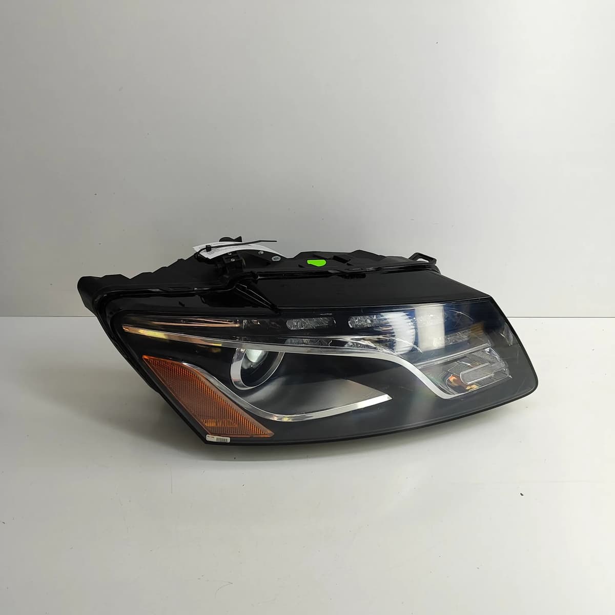 AUDI Q5 8R Front Right Headlight 8R0941004AH 3.0 Diesel 176kw 2009 29950297