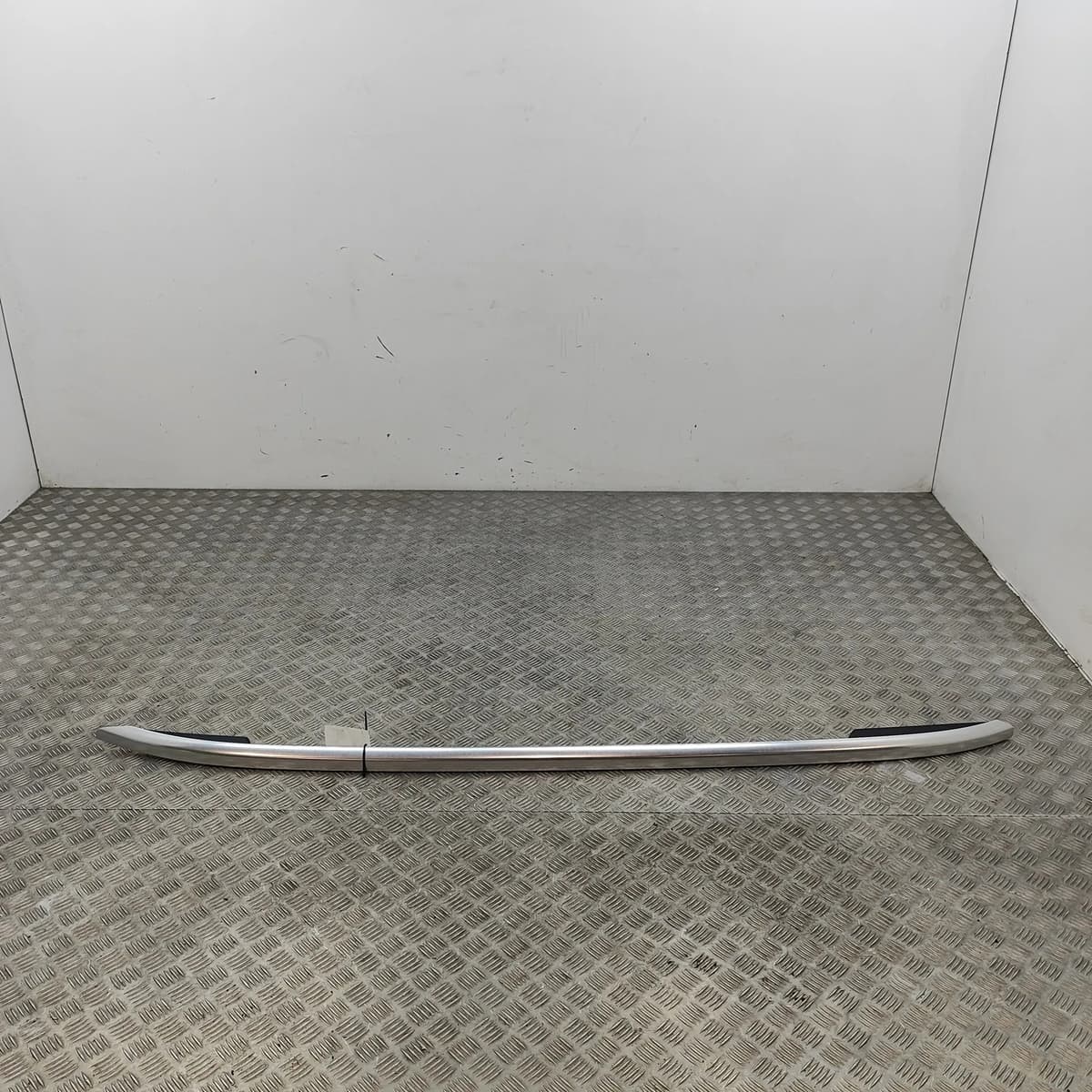 VW TOUAREG 7P Right Side Roof Rail 7P6860044B 3.0 Diesel 193kw 2015 29956116