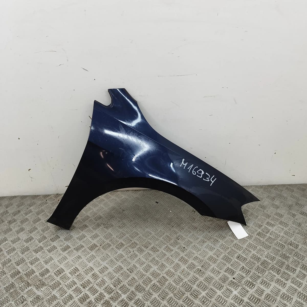 VW GOLF MK7 5G1, BQ1, BE1, BE2 Front Right Fender 5G0821106B 29956220