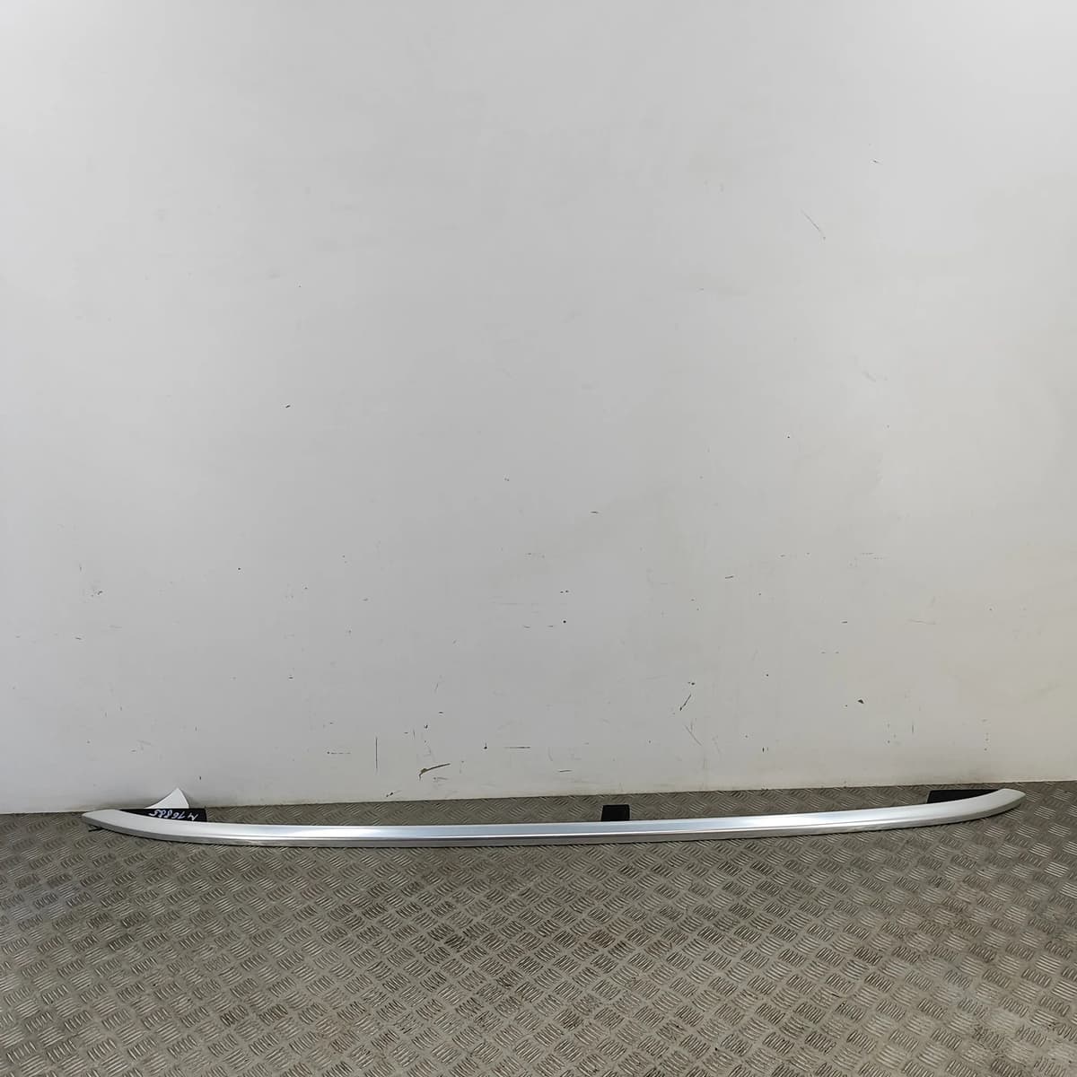VW PASSAT Variant B7 365 Right Side Roof Rail 3AF860034 2.0 Diesel 29970511