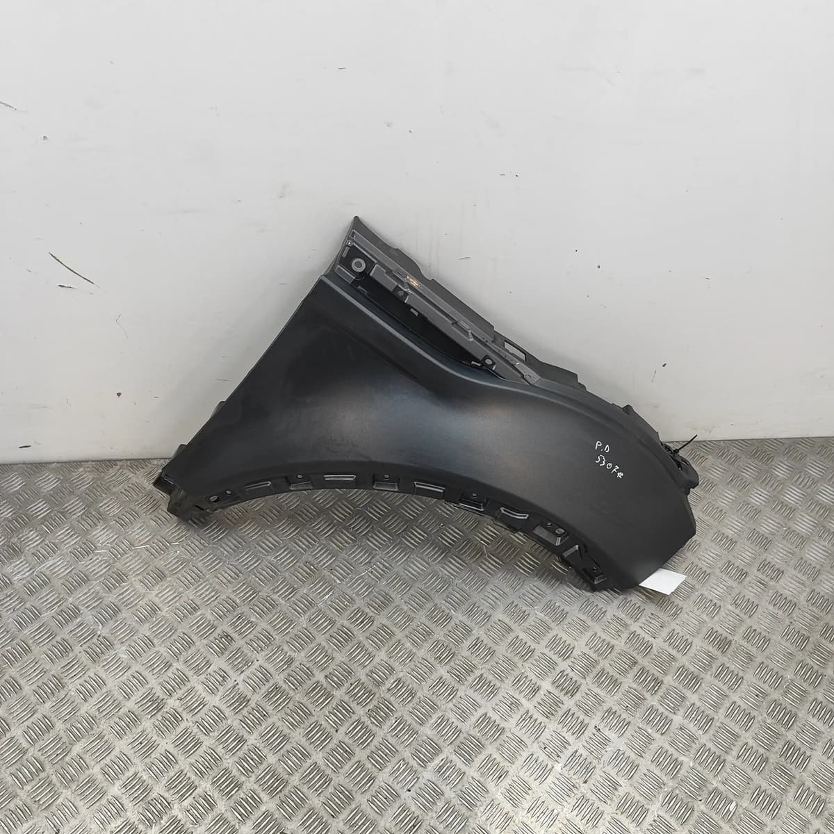 LAND ROVER RANGE ROVER EVOQUE L538 Front Right Fender BJ32-16005-AG 29975042