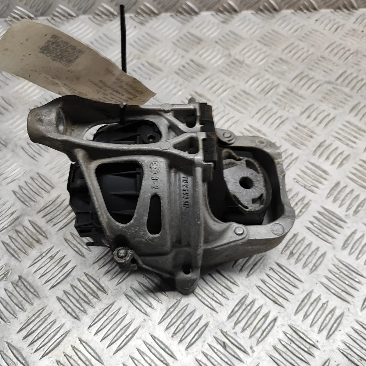 AUDI Q7 4M Right Side Engine Mount 4M0199372FF 3.0 Diesel 200kw 2018 30055058