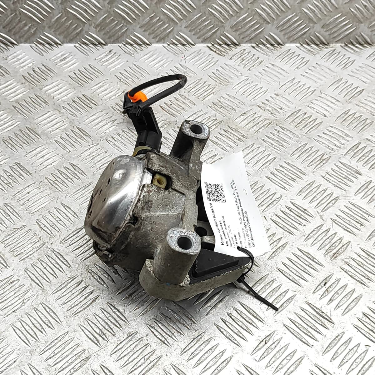 AUDI A6 Avant 4G5, C7, 4GD Left Side Engine Mount 4G0199381LG  30076416