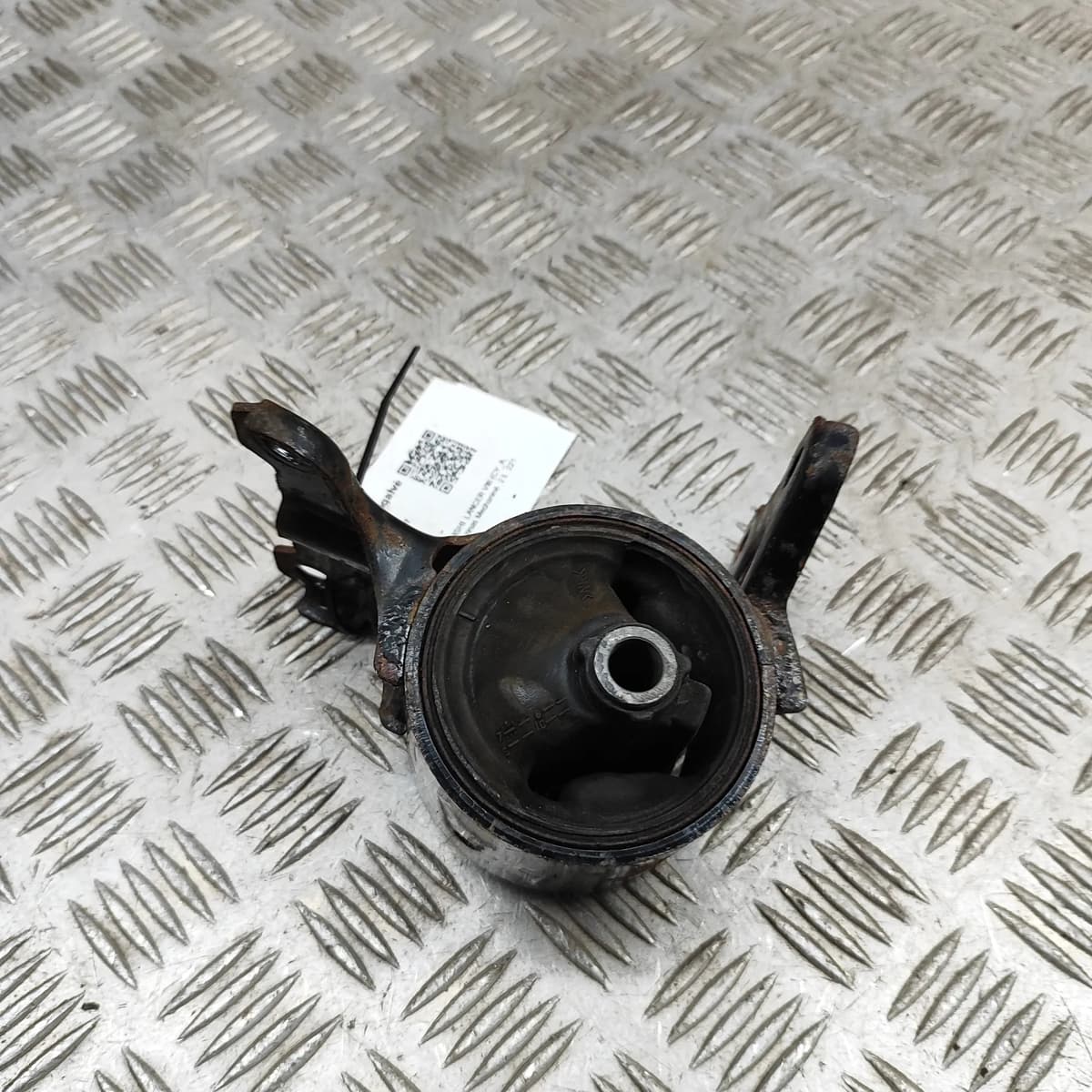 MITSUBISHI LANCER EVO X Left Side Engine Mount MN184347 2008 30187723