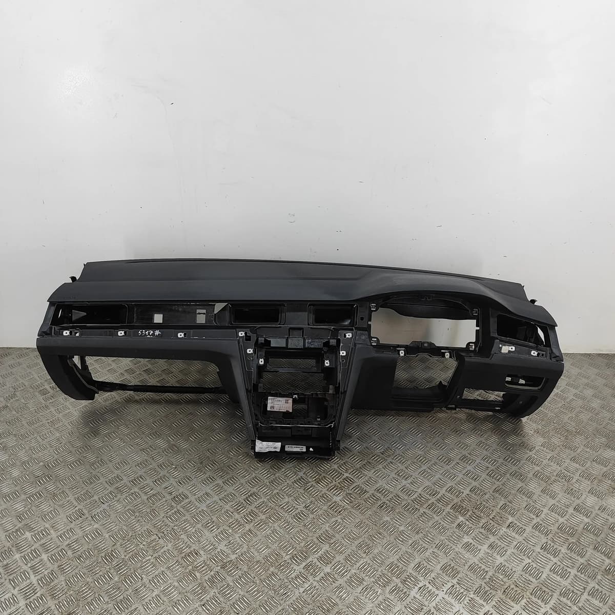 VOLKSWAGEN PASSAT Variant B8 Dashboard 3G2857003BQ RHD 2020 30192319