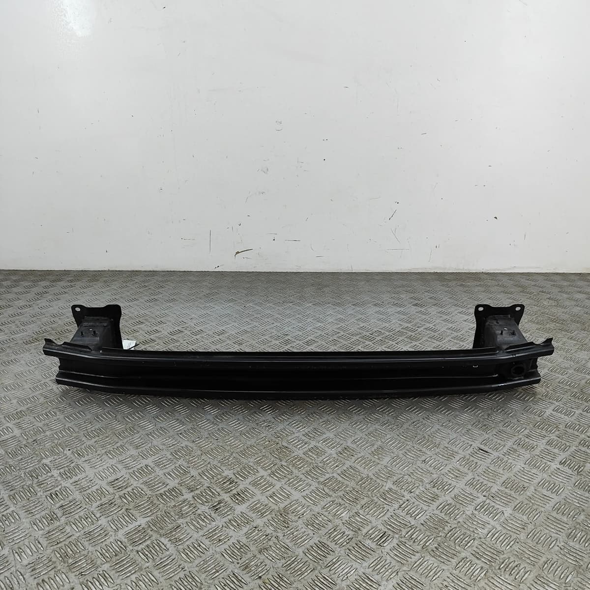 VW T-ROC A11 Rear Crash Reinforcement Bar 2GA807305A 2.0 Diesel 110kw 30254668