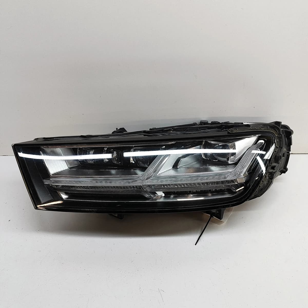 AUDI Q7 4M Front Left Headlight 4M0941011 LHD 2017 30292917