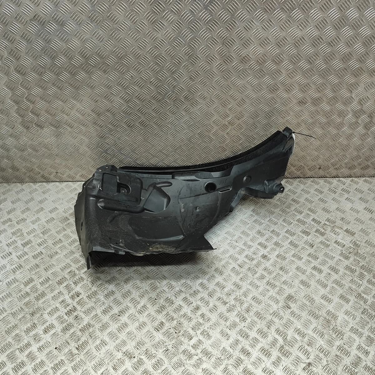 MERCEDES-BENZ C S206 Front Right Arch Liner Rear Part A2068807404 30317825