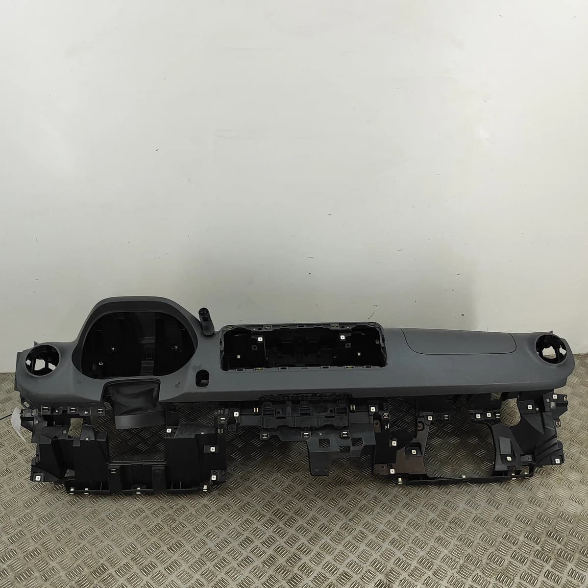 MERCEDES-BENZ SPRINTER 907/910 Dashboard LHD A9106890300 3.0 Diesel 30318143