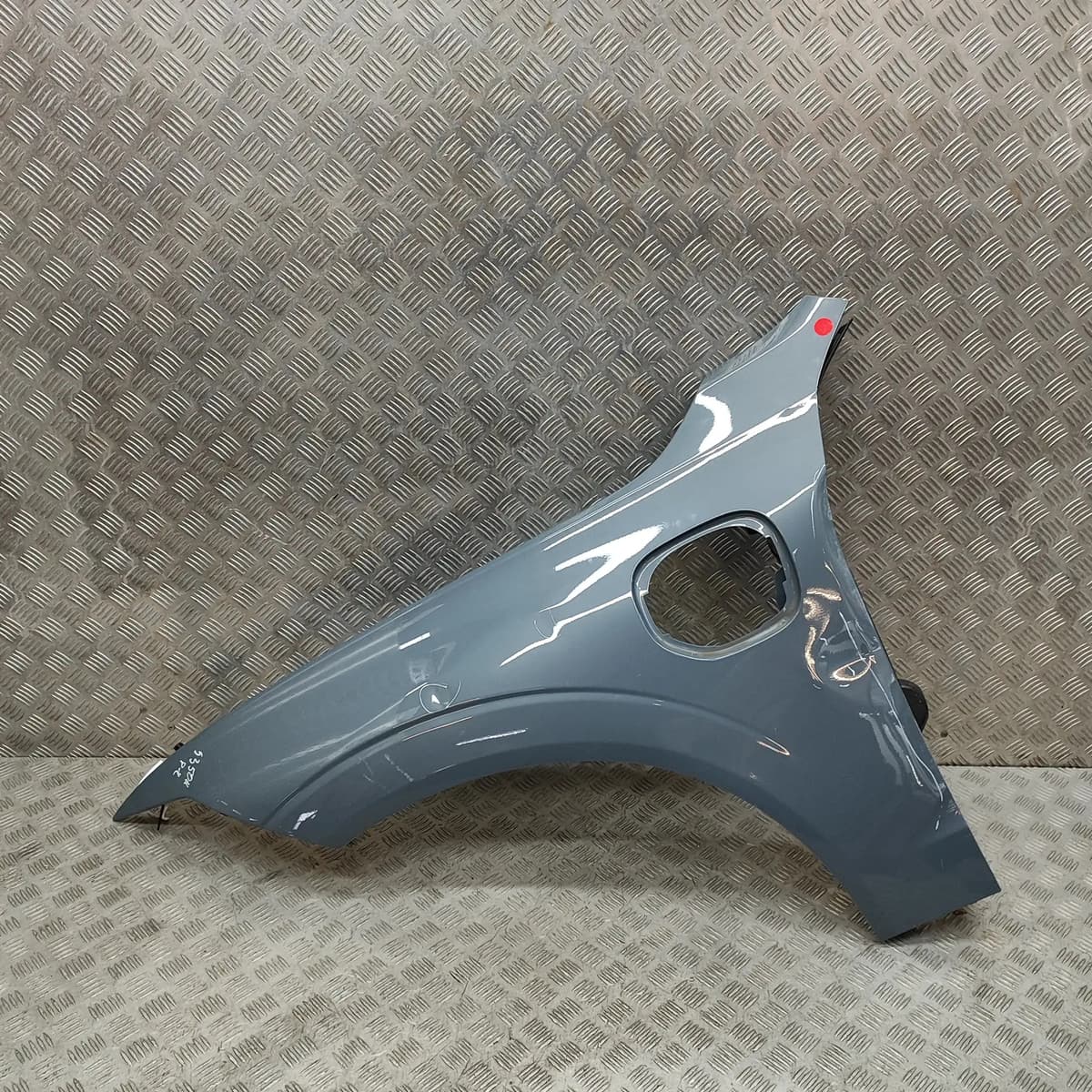 VOLVO XC60 MK2 246 Front Left Fender 32297443 2.0 Petrol electricity 30332783