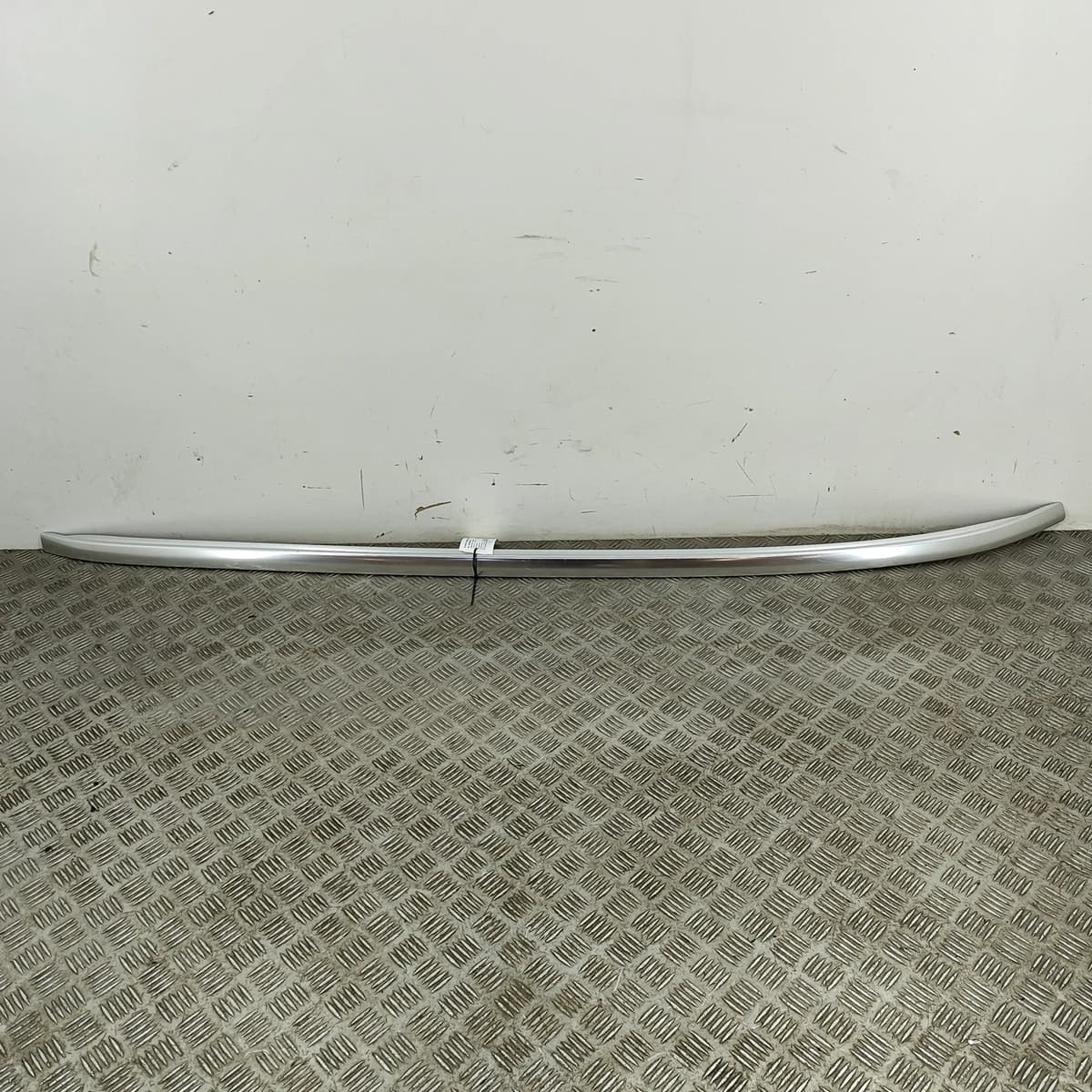 VOLVO XC60 Left Side Roof Rail 32351162 2.0 Hybrid 2023 30335734