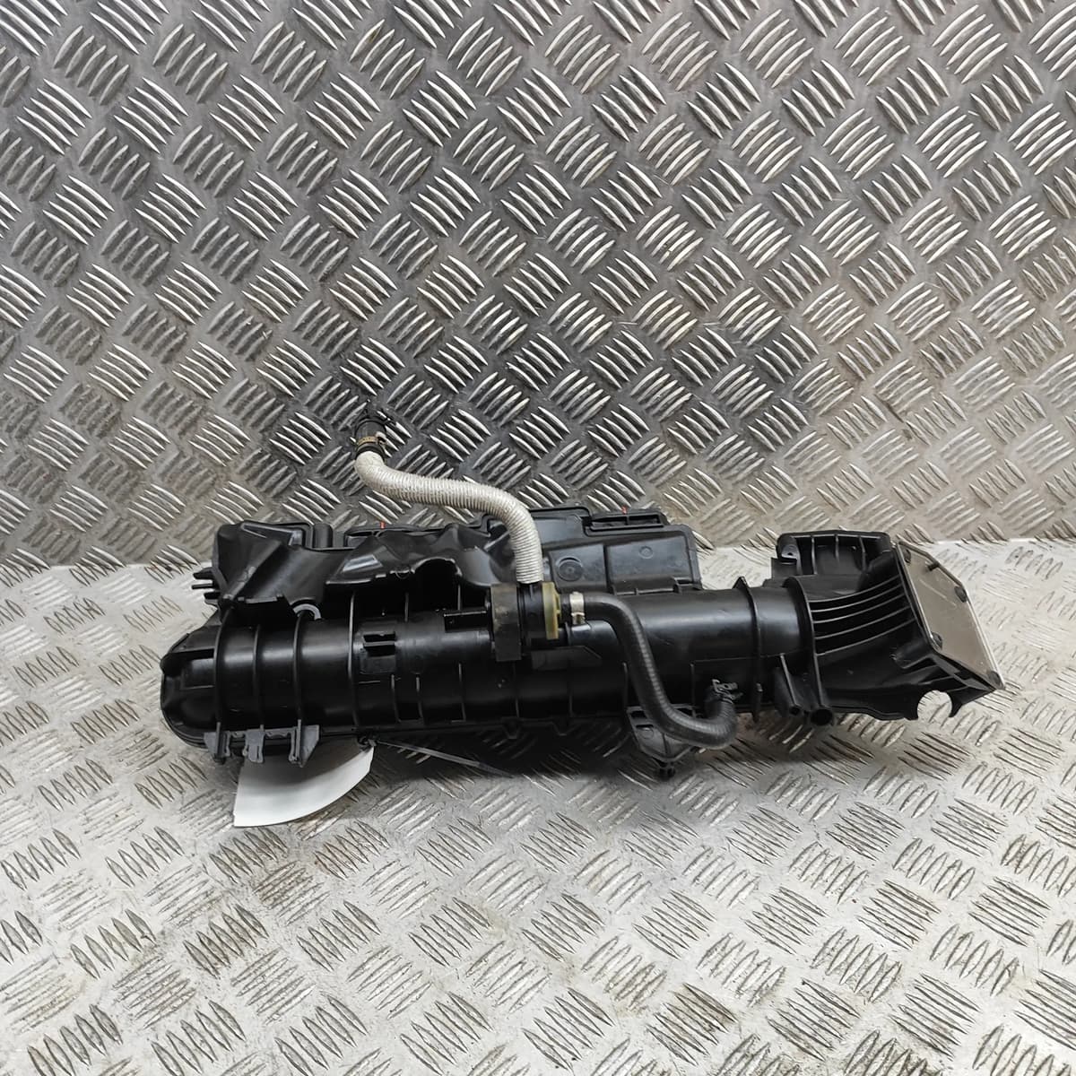 MERCEDES-BENZ CLA Coupe C117 Intake Manifold A2701420115 1.6 Petrol 90kW 2019