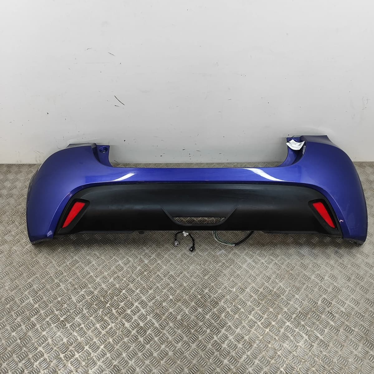TOYOTA YARIS P21 Rear Bumper 52459-K0060 1.5 Petrol / electricity 85kw 30358089