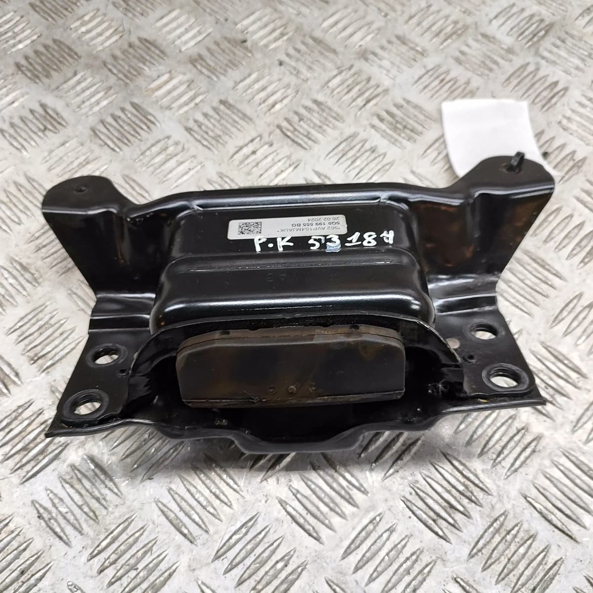 AUDI A3 Limousine 8Y Left Side Engine Mount 5Q0199555BG 1.5 Hybrid 110kW 2024
