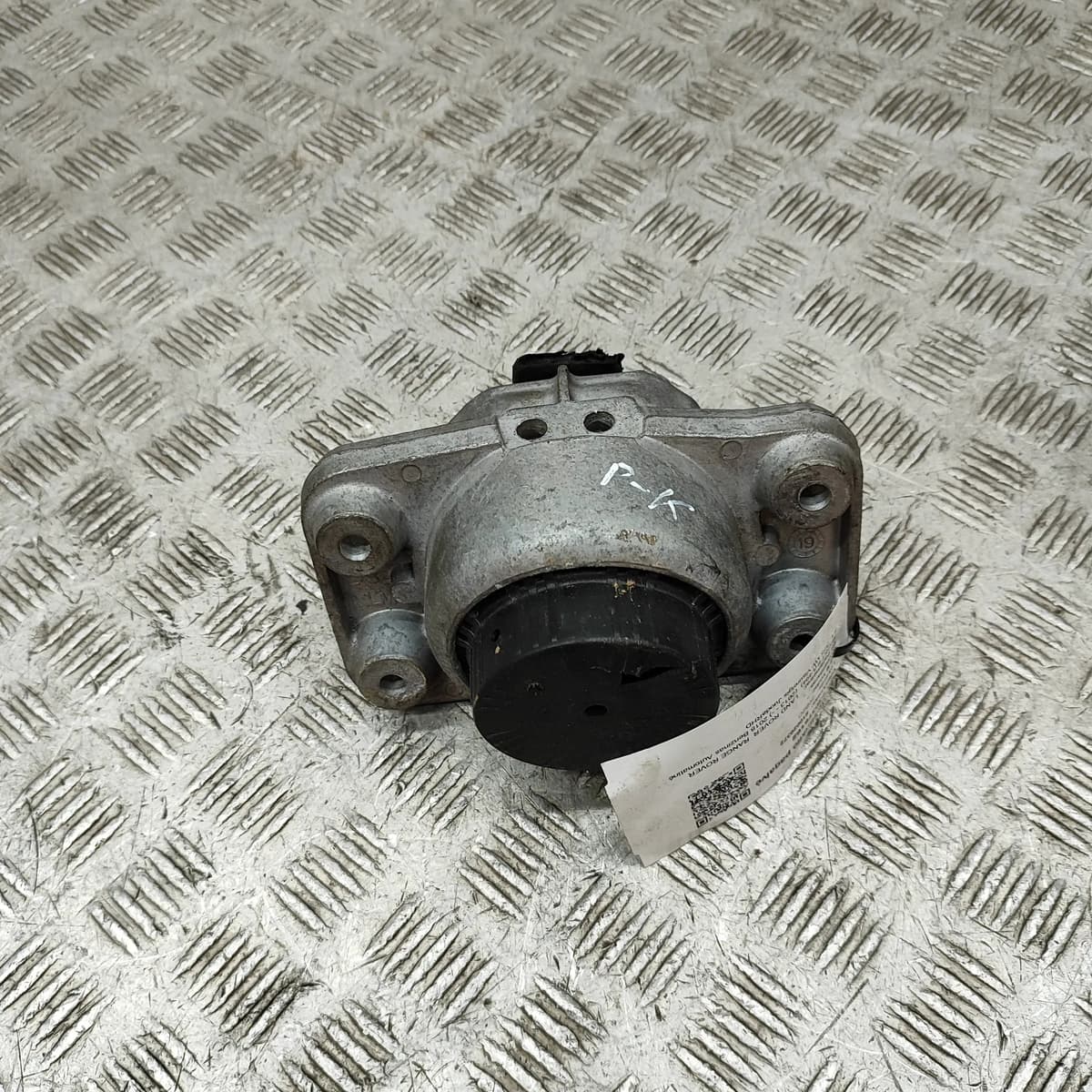 LR RANGE ROVER SPORT II L494 Left Side Engine Mount HPLA-6A003-BB 5.0P 375kW