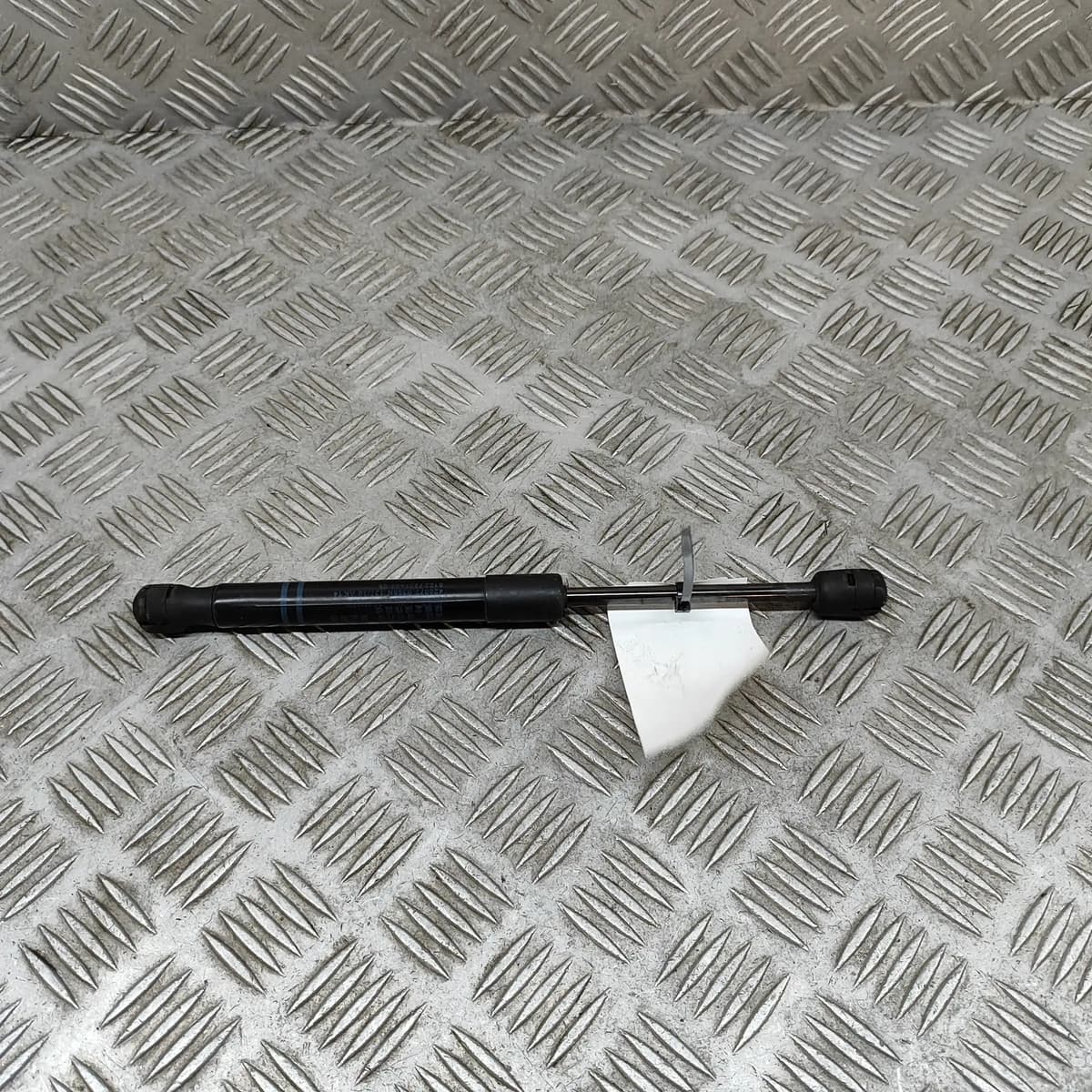 BMW X3 G01 Front Right Bonnet Strut 7397493 2.0 Petrol 135kW 2019 30386910