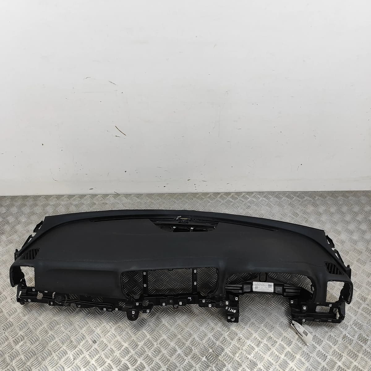 KIA SPORTAGE QL Dashboard RHD 84721-F1900 1.6 Petrol 130kw 2021 30405526