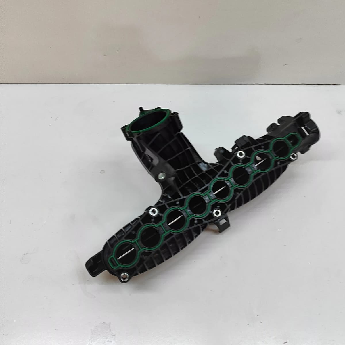 VOLVO S60 Mk3 Intake Manifold 32441699 2.0 Petrol 140kw 2019 30421538