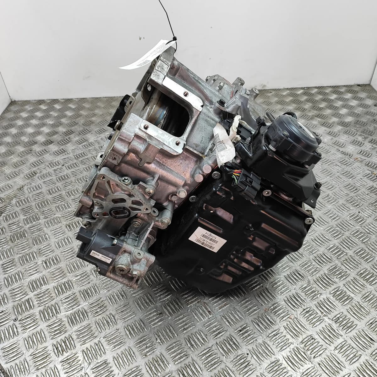 VOLVO XC60 MK2 246 Automatic Gearbox 1285474 2.0 Hybrid 257kW 2023 30438933