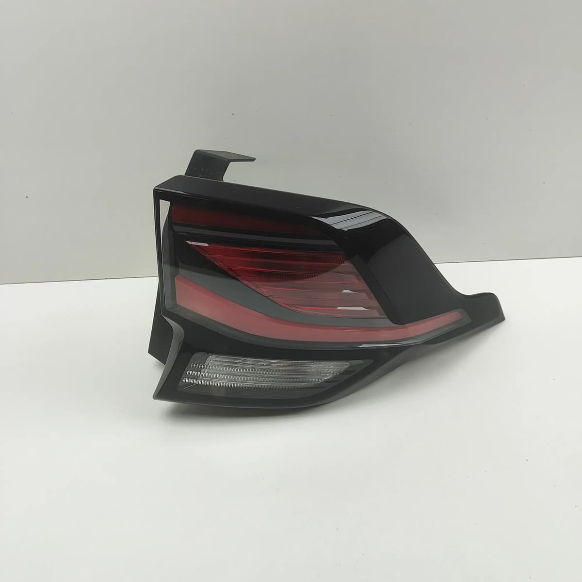 KIA SPORTAGE NQ5 Rear Right Tail Light RHD 92402R2000 2024 30451929