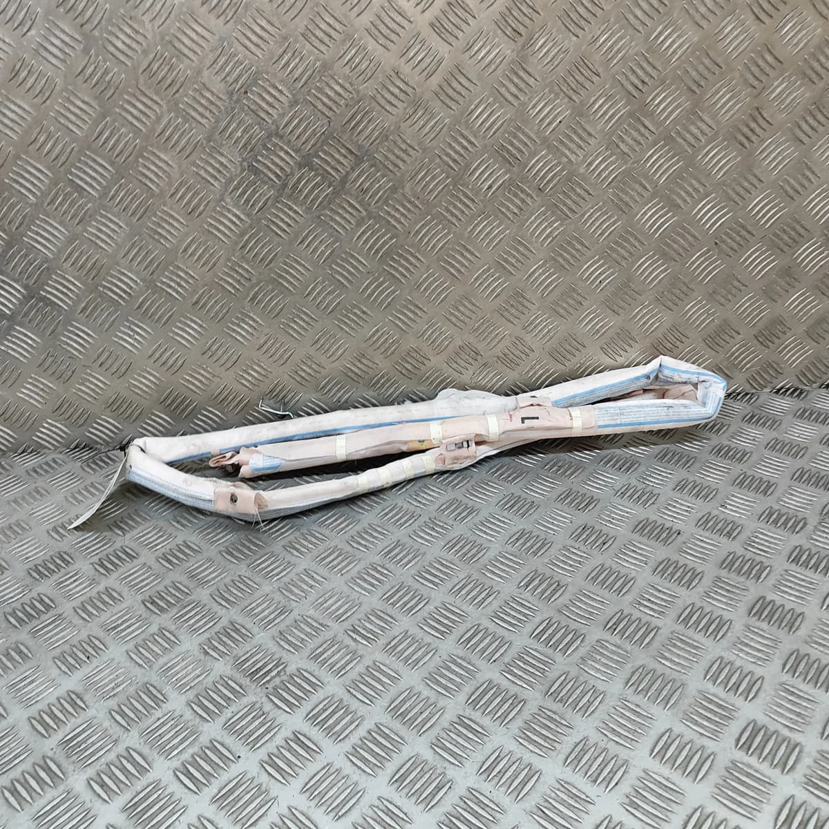 VW PASSAT Variant B8 3G Left Side Roof Safety Curtain 3G0880741F 30479789 2018