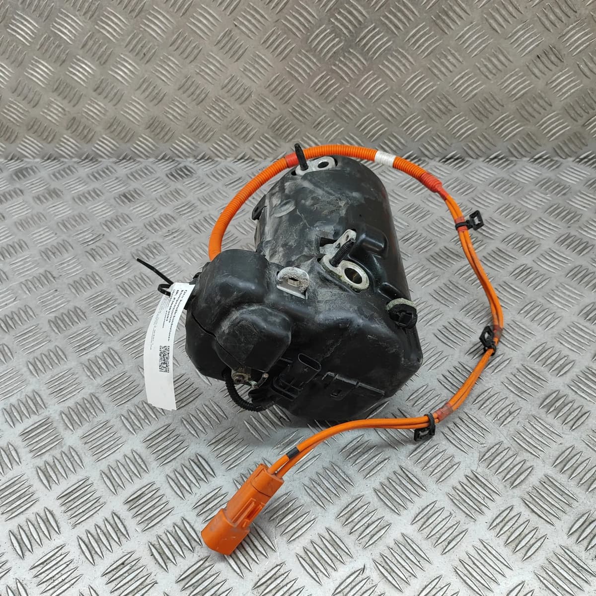 TESLA MODEL 3 Air Condition A/C Pump 1102155-00-C Electricity 258kw 30483593