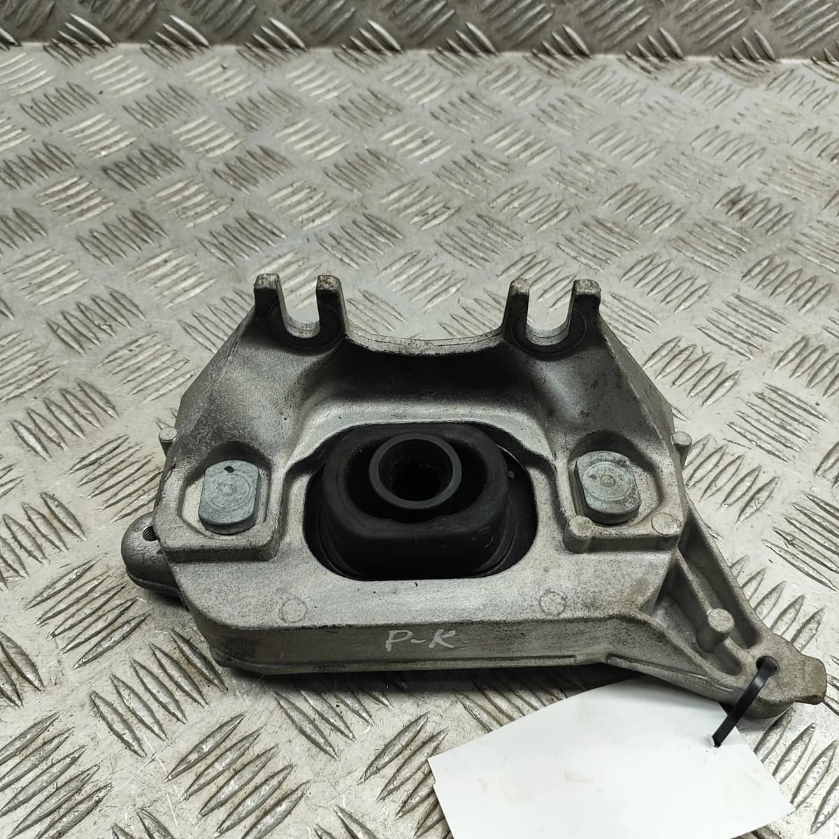 NISSAN JUKE F16 Left Side Engine Mount 112536909R 1.0 Petrol 86kw 2024 30556250