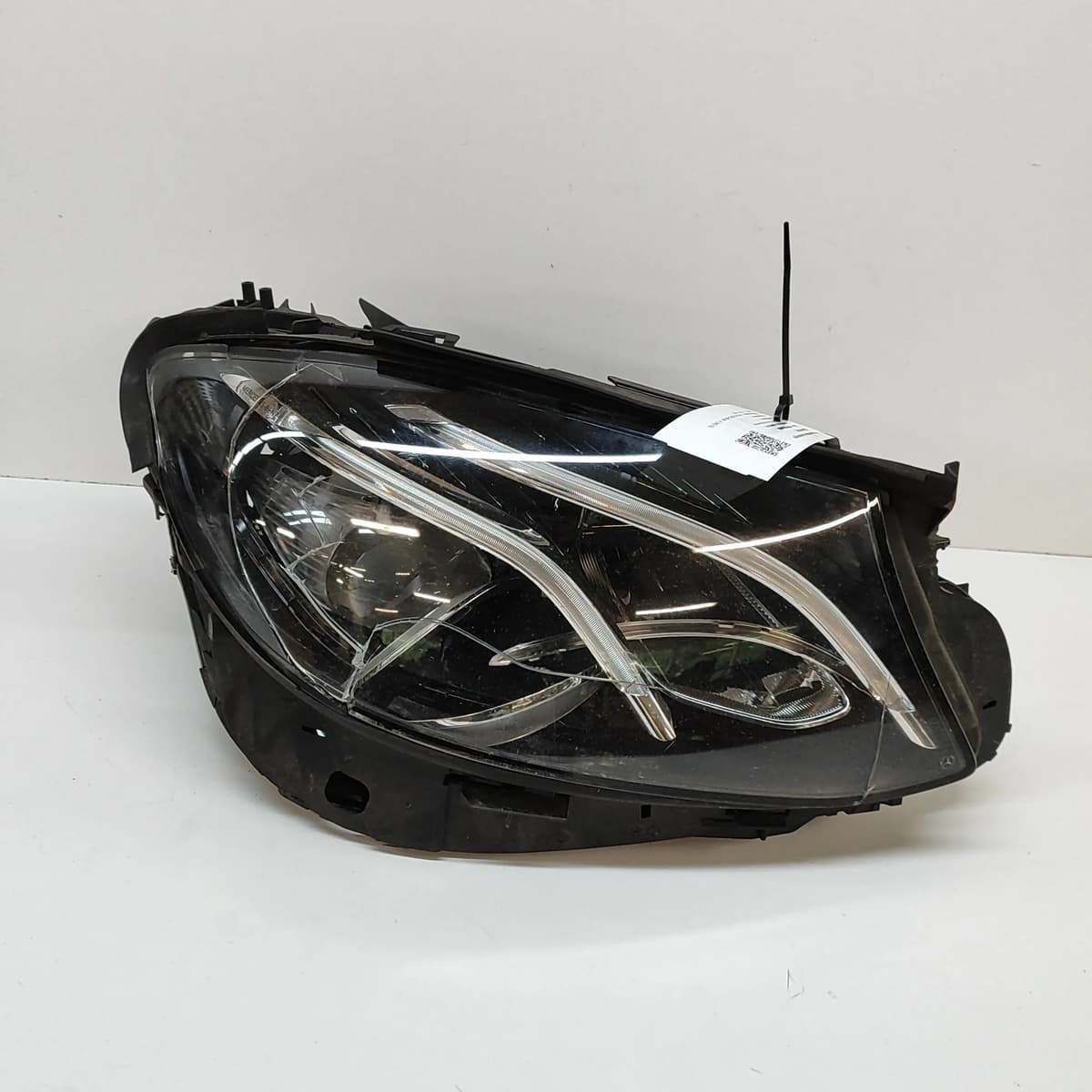 MERCEDES-BENZ E W213 Front Right Headlight A2139064204 RHD 2017 30562499