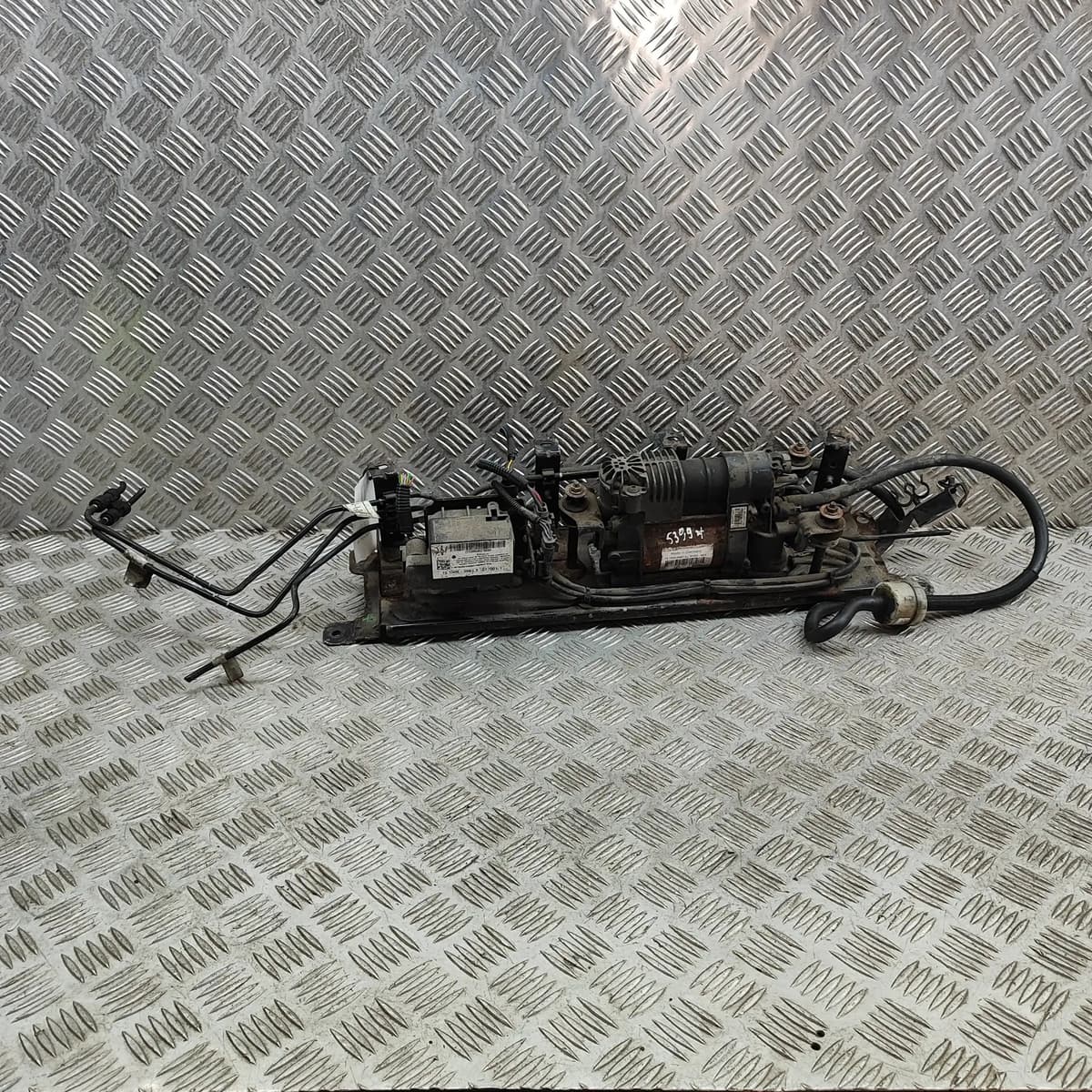 MASERATI LEVANTE SUV M161 Air Suspension Compressor 836278254 3.0d 30565220