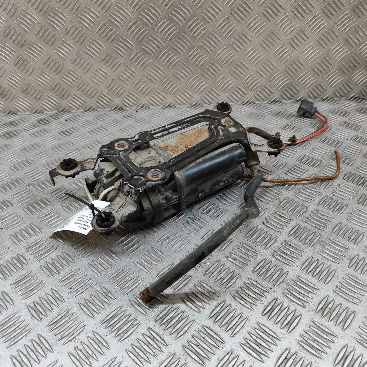 PORSCHE PANAMERA 971 Air Suspension Compressor 971616006B 2.9 Hybrid 243kW 2018