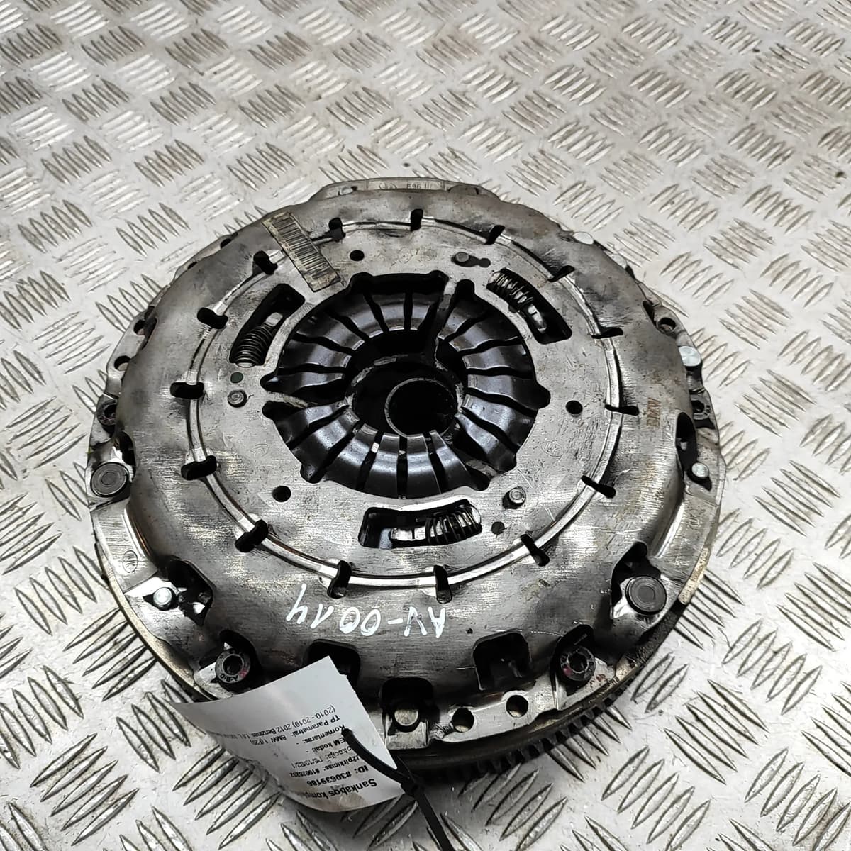 BMW 1 F20 Clutch Kit 7614325 1.6 Petrol 100kw 2012 30639186